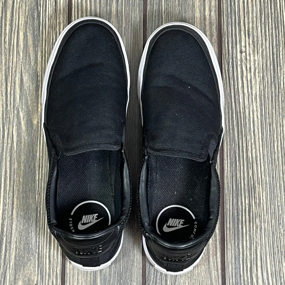 Nike Court Legacy Slip On Shoes Women 7.5 Black Canvas Sneakers CW6540-002 Skate